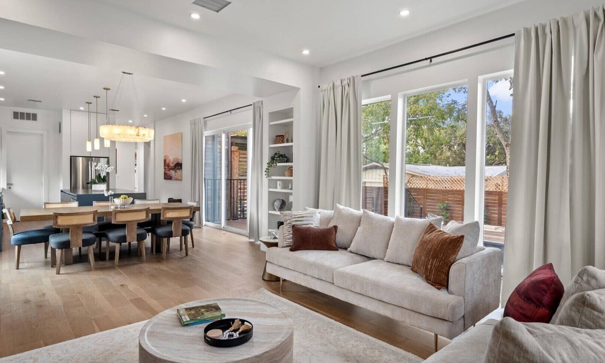 Galindo Cottage | Luxury Group Retreat - Pool, Hot Tub, EV Charger