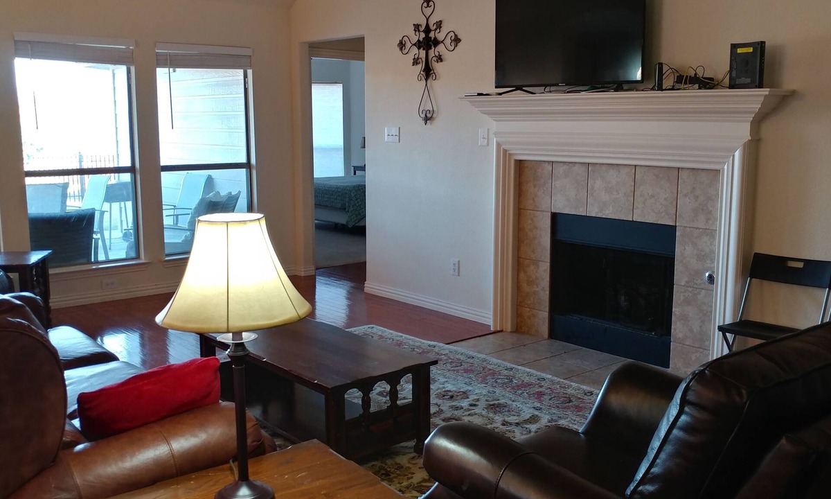 McKinney House | McKinney Oaks - Fully Furnished 30+ Days