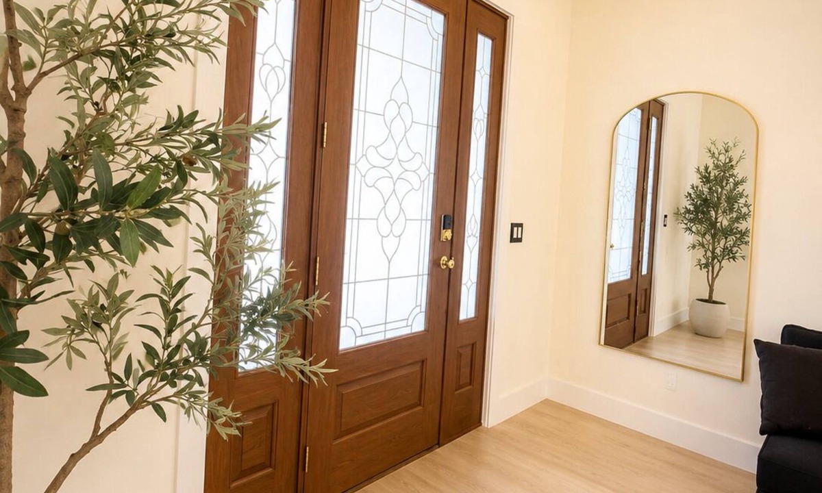 Kessler House | Modern 4-bedroom Craftsman house in suburbs right outside downtown Dallas