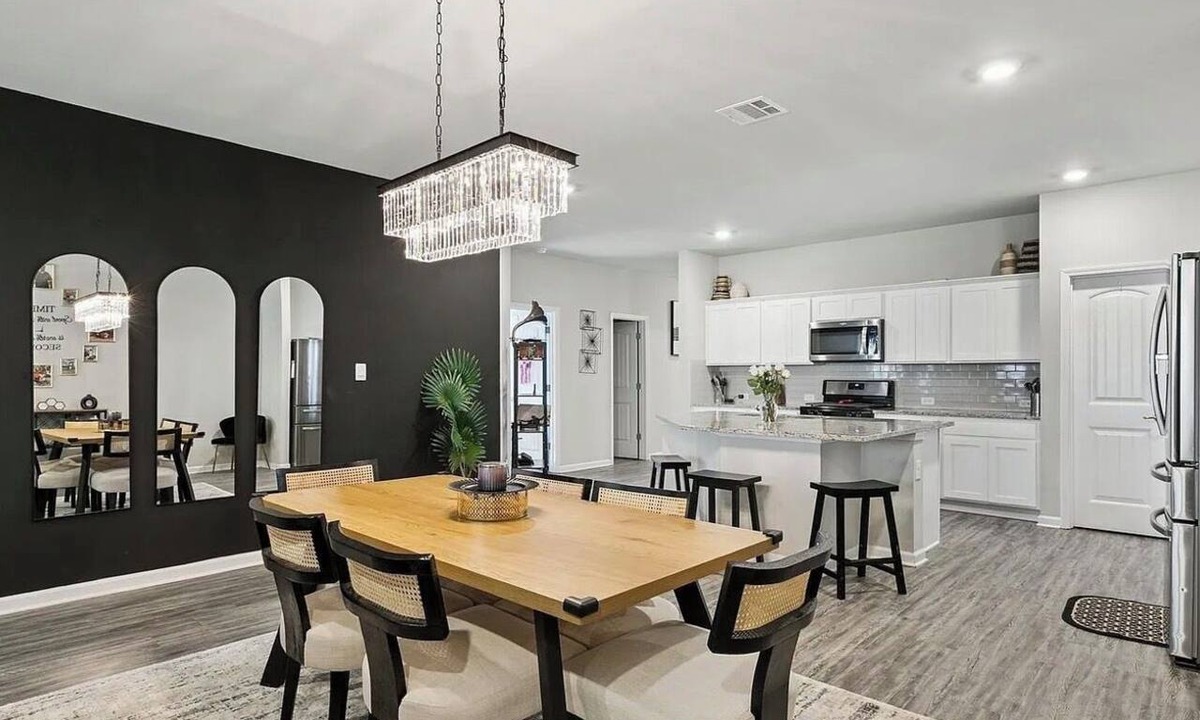 Shenandoah House | Modern & Cozy 4 bedroom home minutes from LSU & other local hotspots