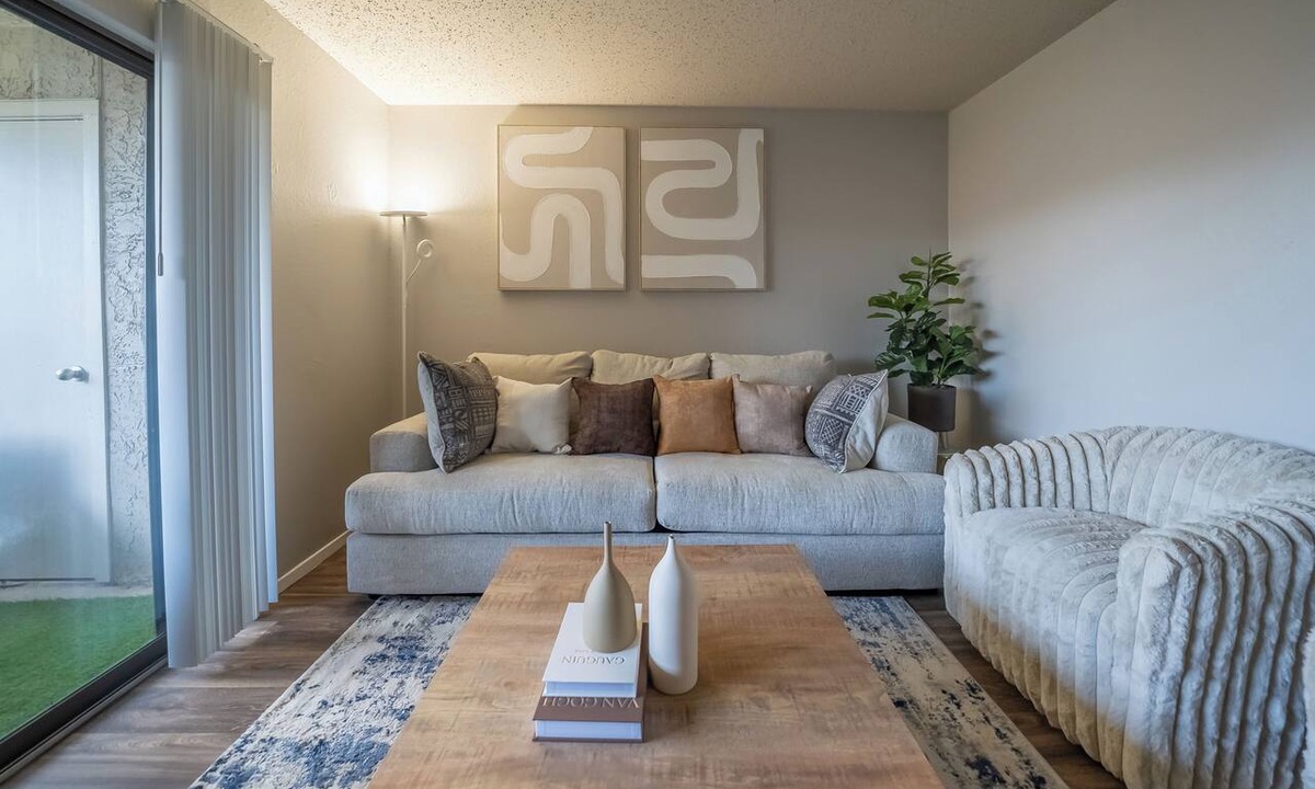 North Arlington Apartment | Modern & Cozy Arlington 1BR King Bed & Balcony. AT&T Stadium, Globe Life Field.