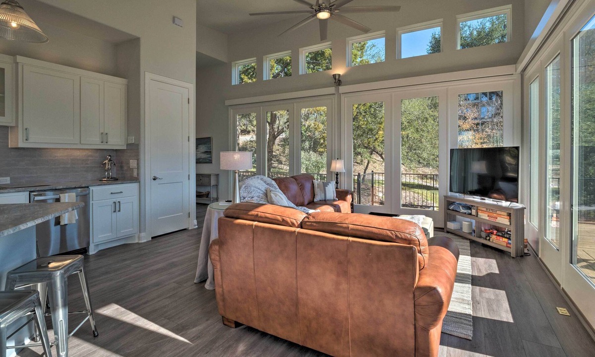 Point Venture House | Modern Lake Travis Haven w/Resort Amenities!