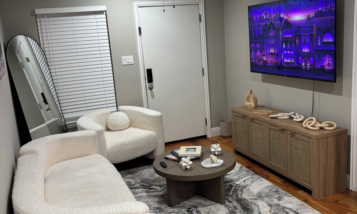 Oak Cliff House | Modern Luxury Home with super comfy and cozy Tempur-pedic mattresses.