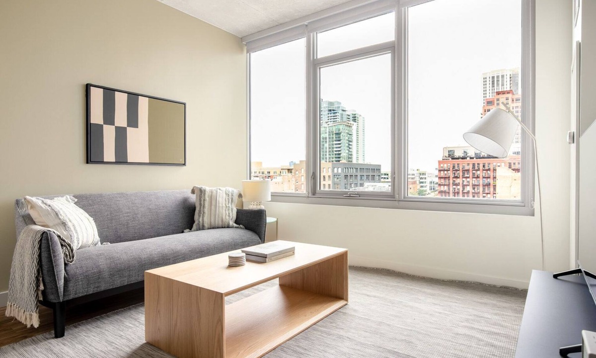 West Loop Gate Apartment | Modern West Loop Studio w/Pool, Gym & Lounge, nr L, by Blueground