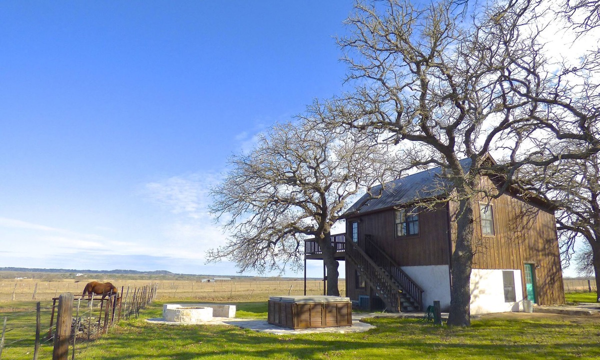 Fredericksburg House | Moonrise Retreat, a taste of hill country beauty and peace