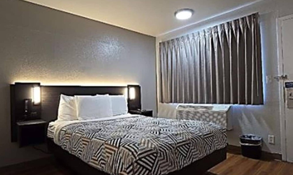 Slidell Hotel | Motel 6 Slidell, LA - New Orleans