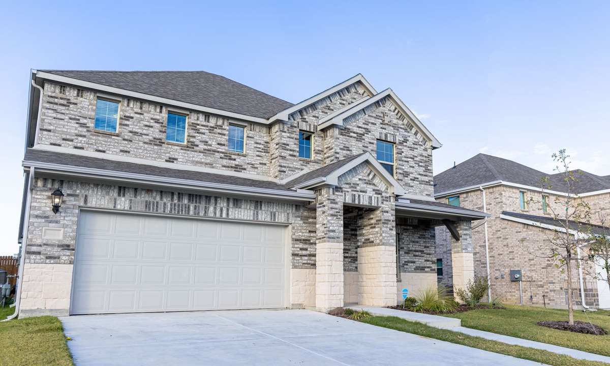 Royse City House | “New” Designer Home | 35 Minutes To Downtown Dallas
