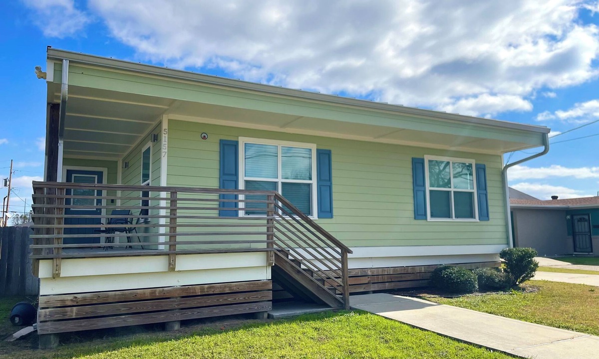 Gentilly Woods House | NEW Modern 3bd retreat in fabulous NOLA