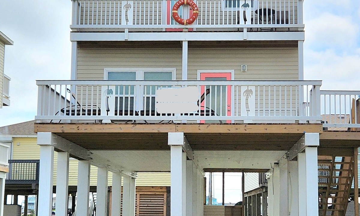 Surfside Beach House | Ocean Dream 3BR Surfside Beach TX Getaway, Steps to Beach, Perfect for Families!