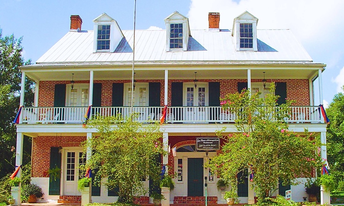 St. Martinville Hotel | Old Castillo Hotel; Re-opening Fall 2026-Sleeps 18