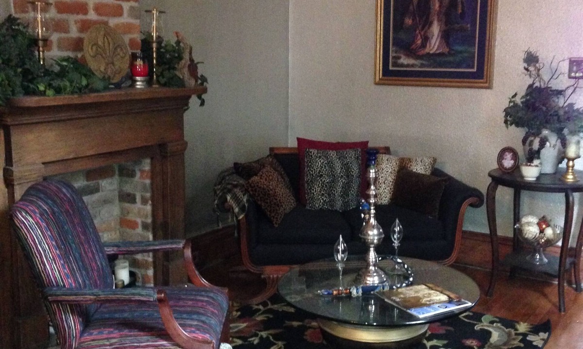 Uptown Historic District House | Old World Charm Uptown