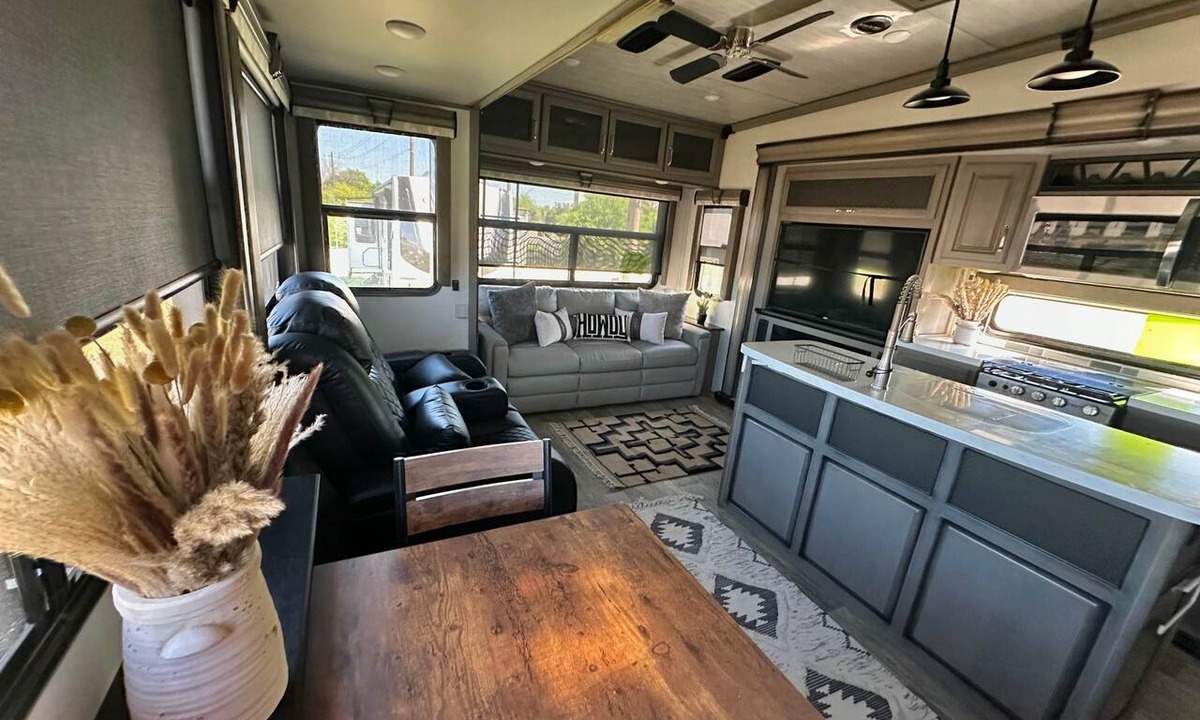 Fort Worth Cultural District House | Olson RV- Set Up for you at the Will Rogers Memorial Center