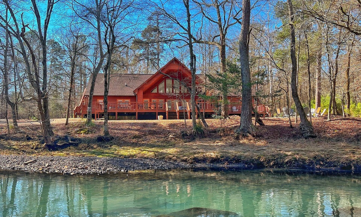 Murfreesboro Cabin | Peaceful Cabin On The River! Murfreesboro, Arkansas.