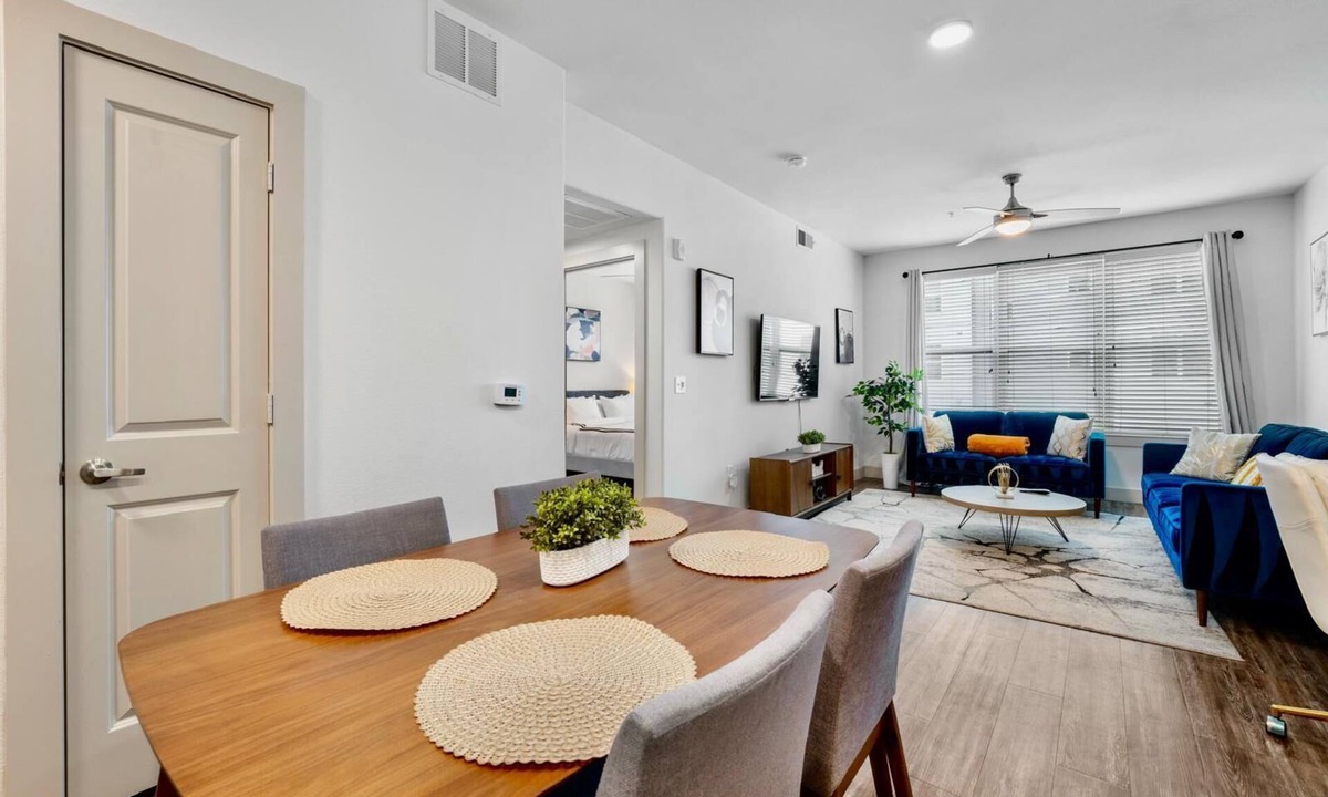 Legacy Park Apartment | Peacefupad @ legacyWest