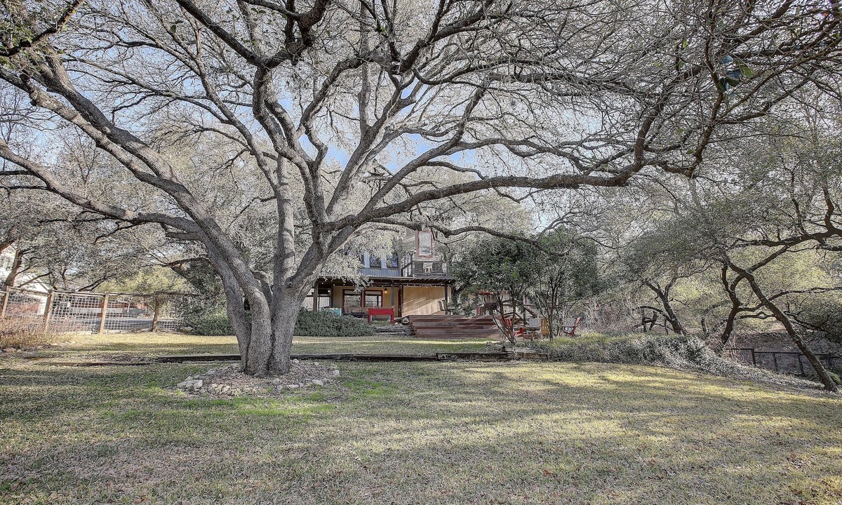 Lower Basin Lake Travis House | Perfect Escape w/access to Lake Austin
