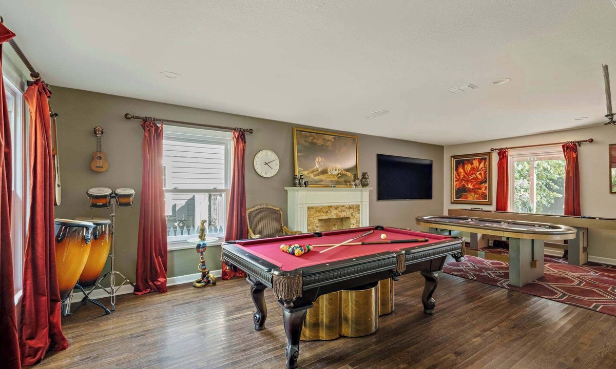 Tarrytown House | Poolside Funhouse with Arcade, Billiard, Poker