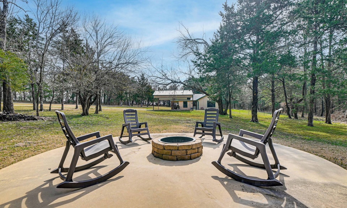Gordonville Cabin | Private 60-Acre Retreat Near Lake Murray & Texoma