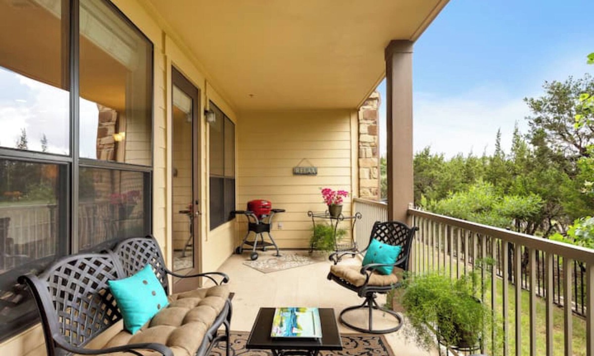Leander Condo | Private Hollows Villa | Pools, Beach Club, Resort style vacation