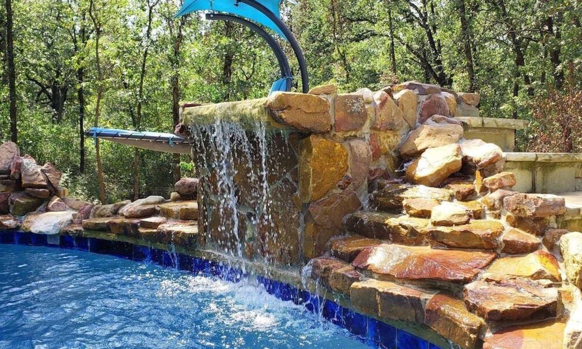 Holly Lake Ranch House | Private Pool & Hot Tub | Sleeps 9