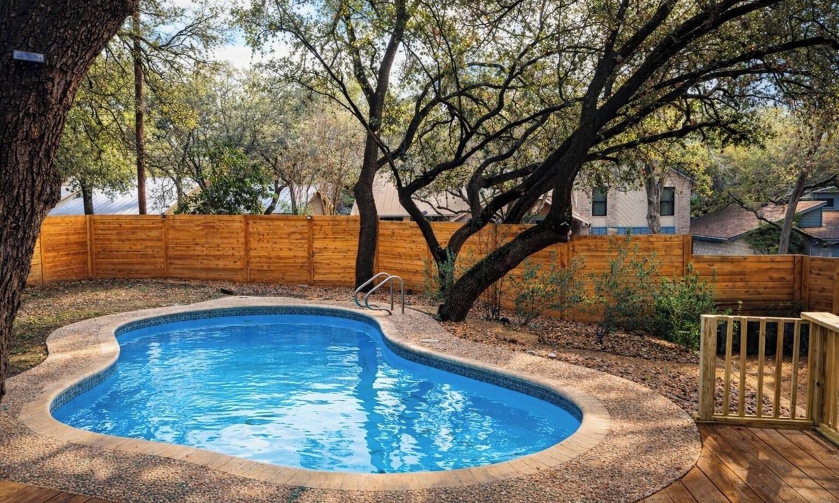 Hidden Creek House | Private Pool Movie Theater Sleeps 12/4BR