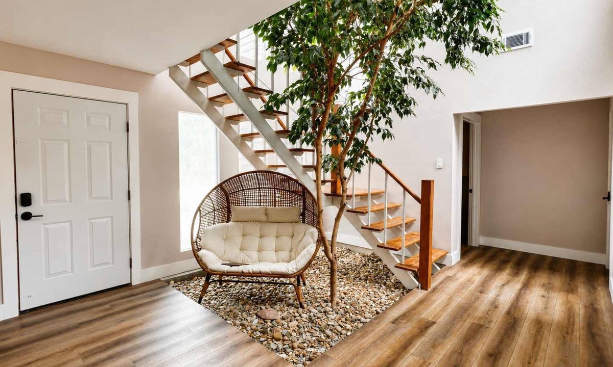 Cedar Creek House | Private Retreat w/Animals. Outdoor Fire pit/BBQ