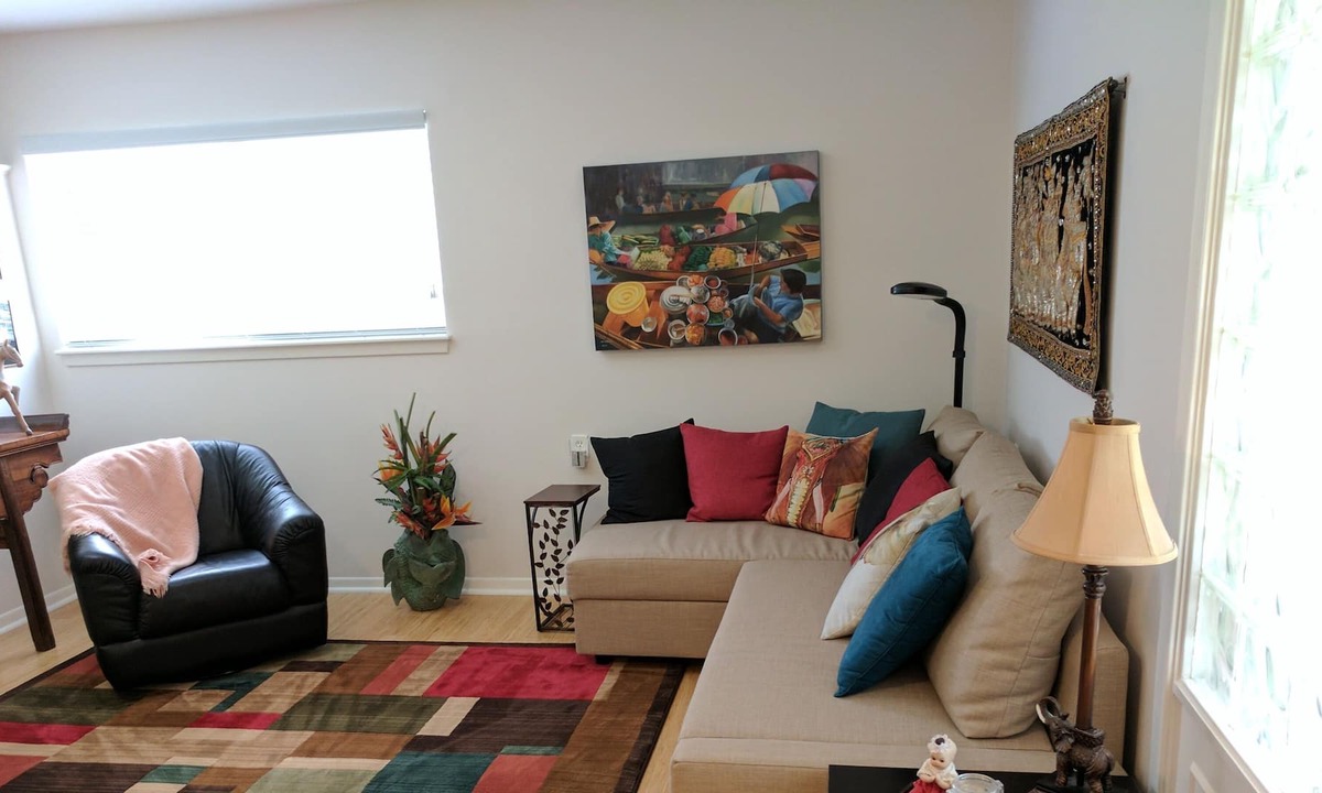 Woodlake Trails Cottage | Quaint Little Thai Cottage close to Austin & Texas Hill Country