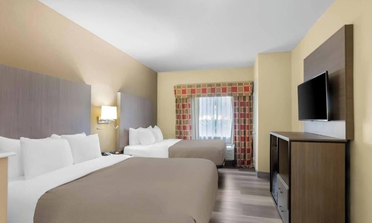 Jersey Village Apartment | Queen Suite Near JVC Family Medicine HOU