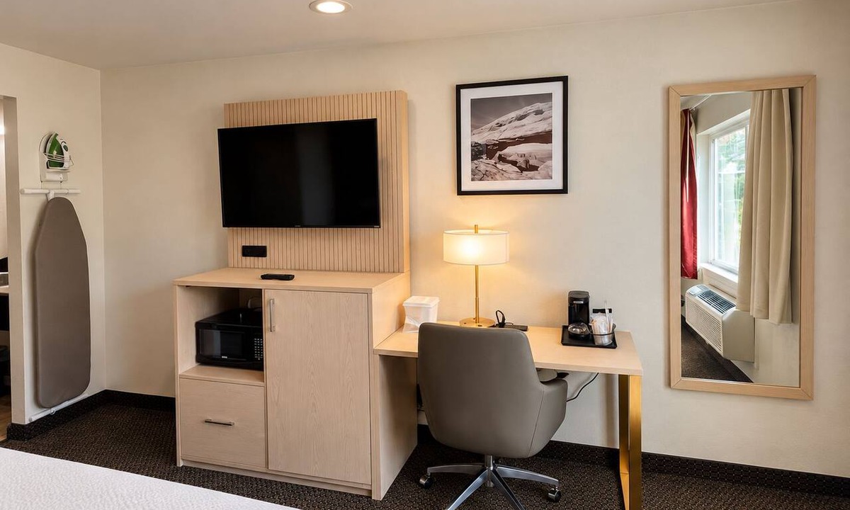 Draper Hotel | Ramada by Wyndham Draper