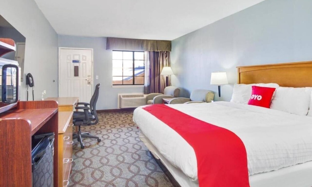 Ingleside Hotel | Relax and Unwind! Free Parking, Onsite Pool, Near Port Aransas Museum