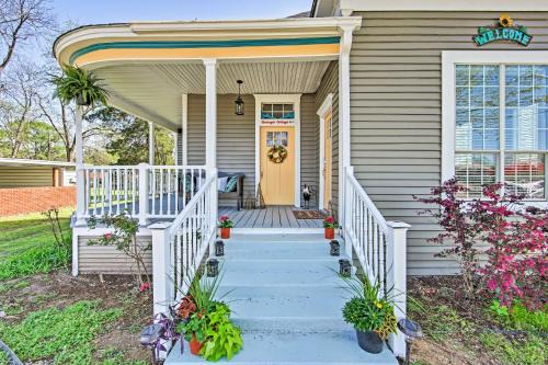 Winnsboro House | Renovated 'Carnegie Cottage' - Walk to Dtwn!