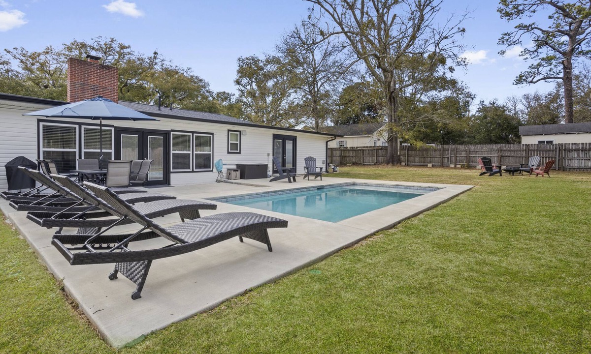 Long Beach House | Rising Tides Hideaway!