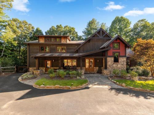 Cherry Log House | River Joy Lodge