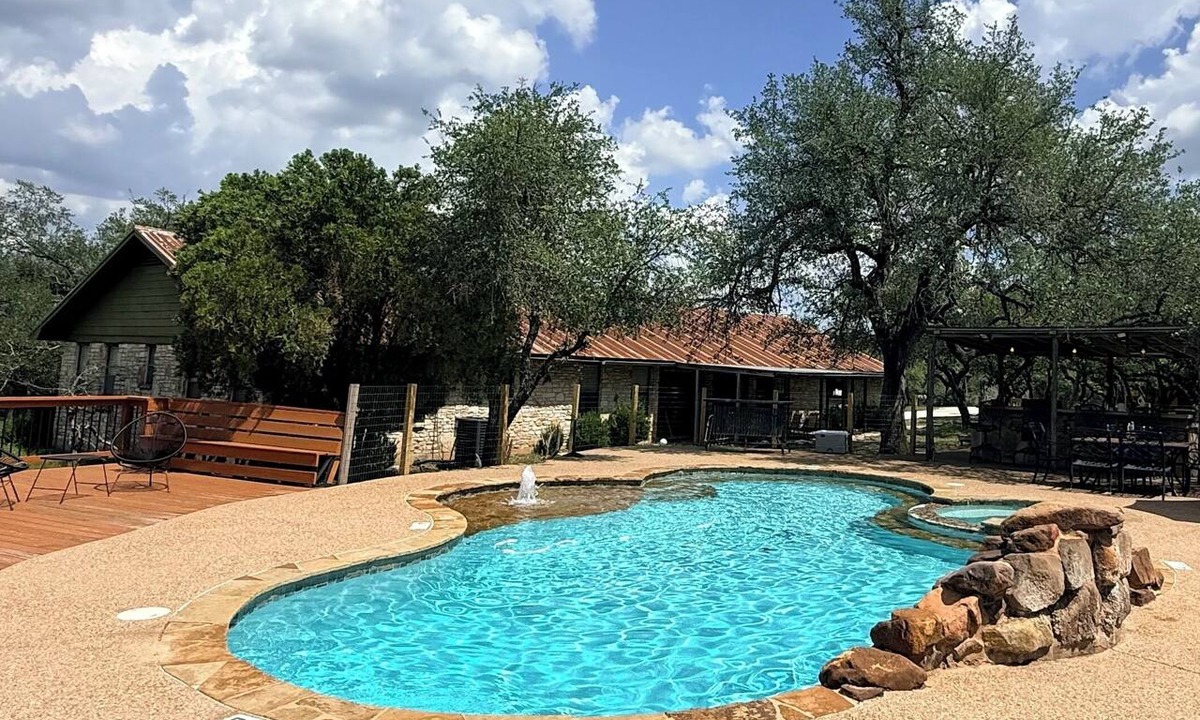Dripping Springs House | Rustic Compound: House+2 Cabins with Pool & Hot Tub