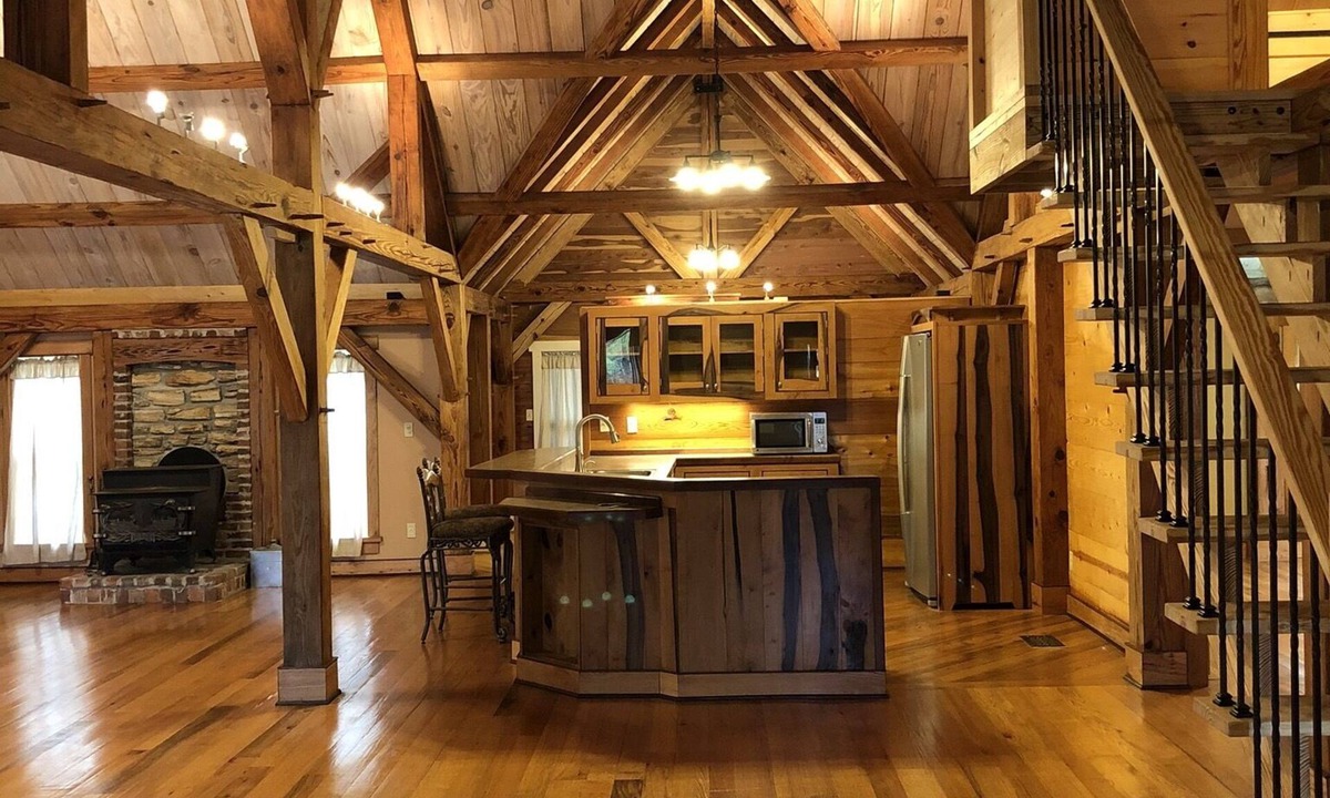 Lake Charles House | "Rustic Retreat" Timber Frame near Sam Houston Jones State Park & Casinos