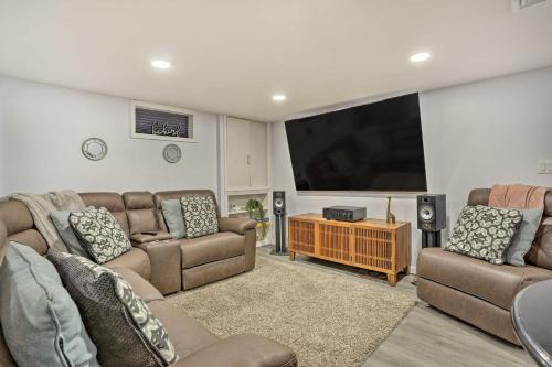 Saddle Brook Apartment | Saddle Brook Studio with Patio - Near NYC!