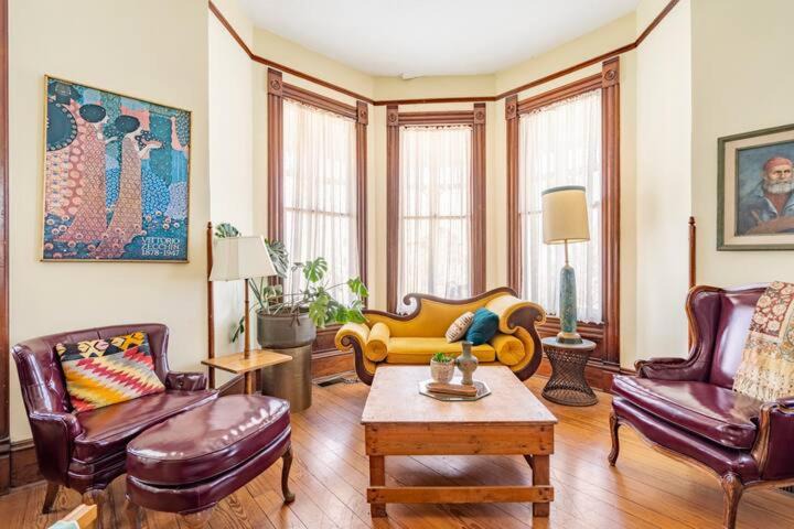 Galveston House | Saint Helens House-Hotel - Historic District Near Cruise Port