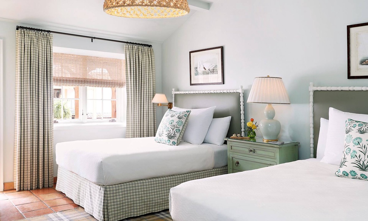 Lake Austin Village Hotel | Secluded Pampering at a Lakeside Lodge with Award-Winning Spa Treatments
