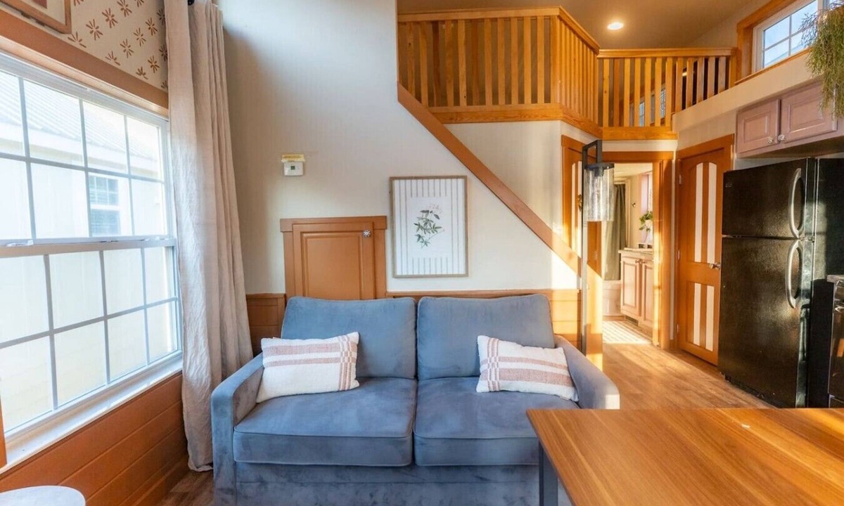 La Hacienda Estates House | Silly Goose Sleeps 6 10 Mins From Lake Travis