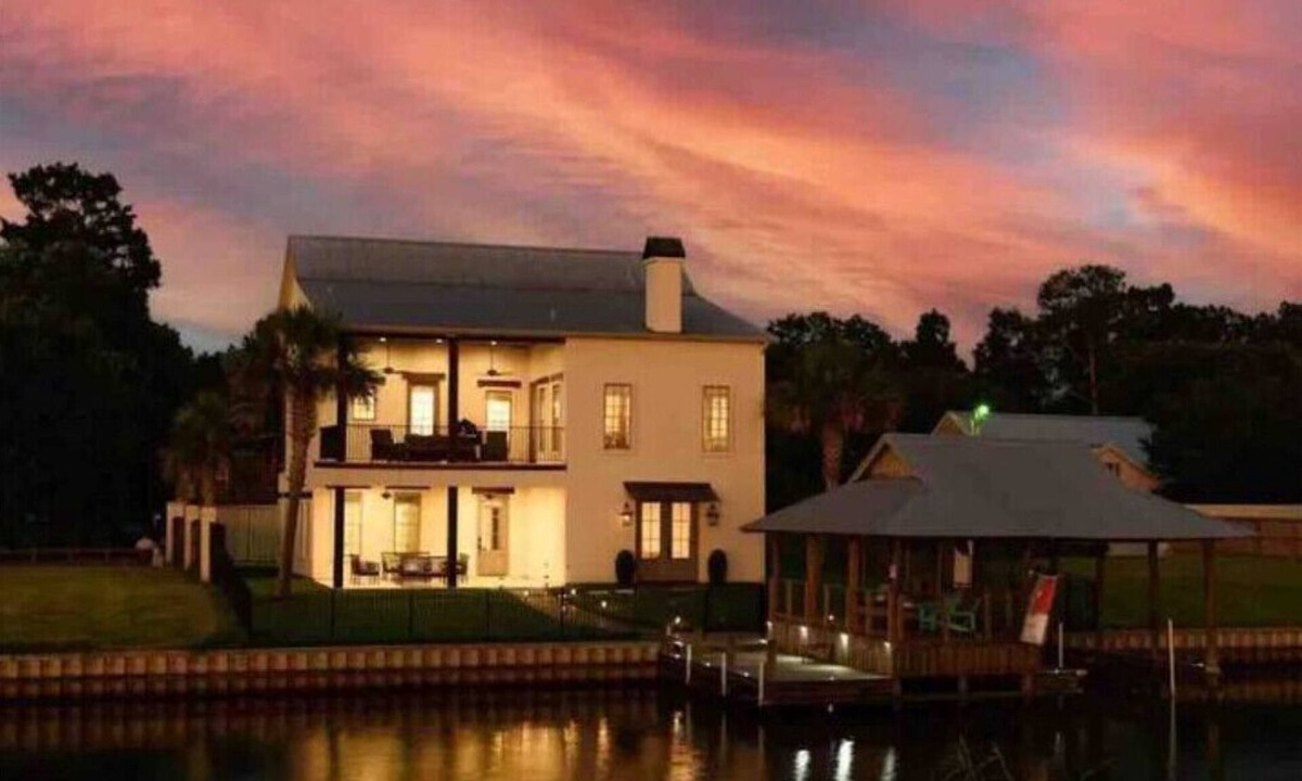 Ventress House | Sky View on False River Sunset LSU 45 minutes away