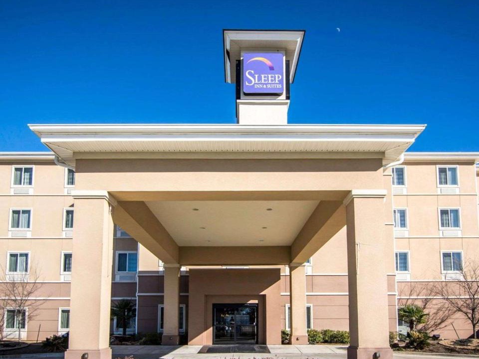 Caddo Heights-South Highlands Hotel | Sleep Inn & Suites Shreveport near Medical Center