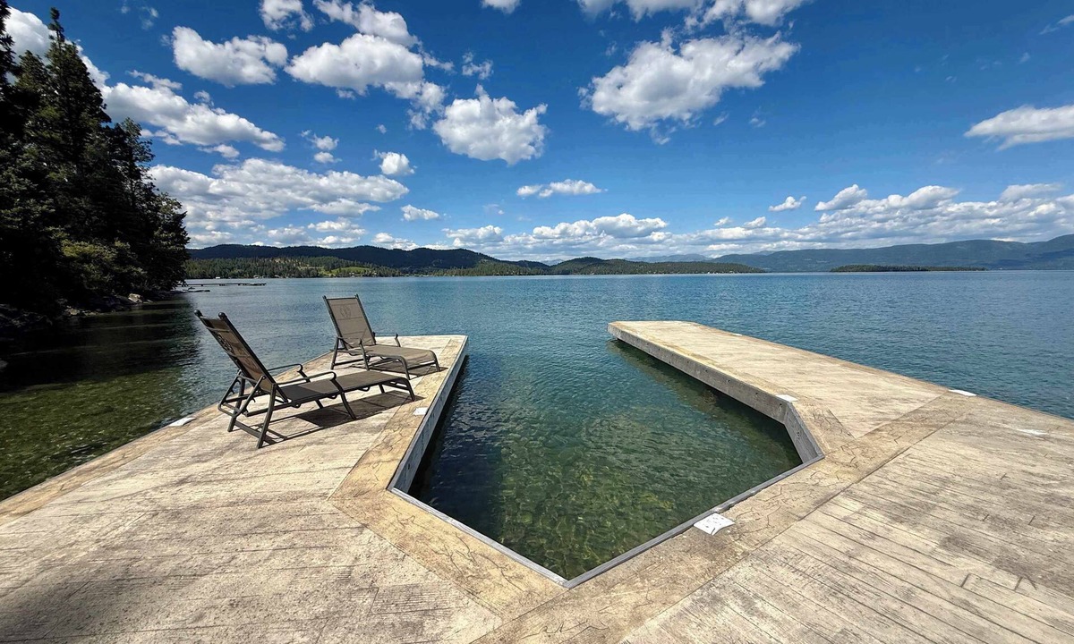 Dayton House | Soaring Eagle, Flathead Lake Waterfront Retreat