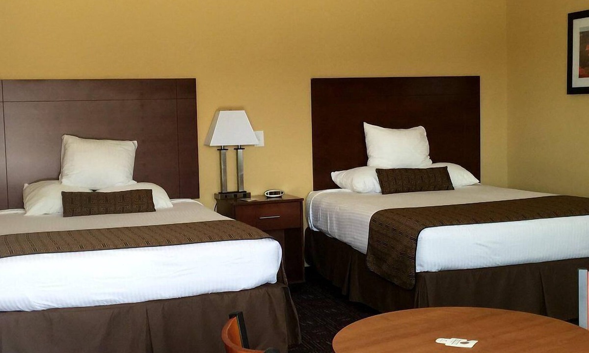 Yorktown Hotel | Southern Inn & Suites
