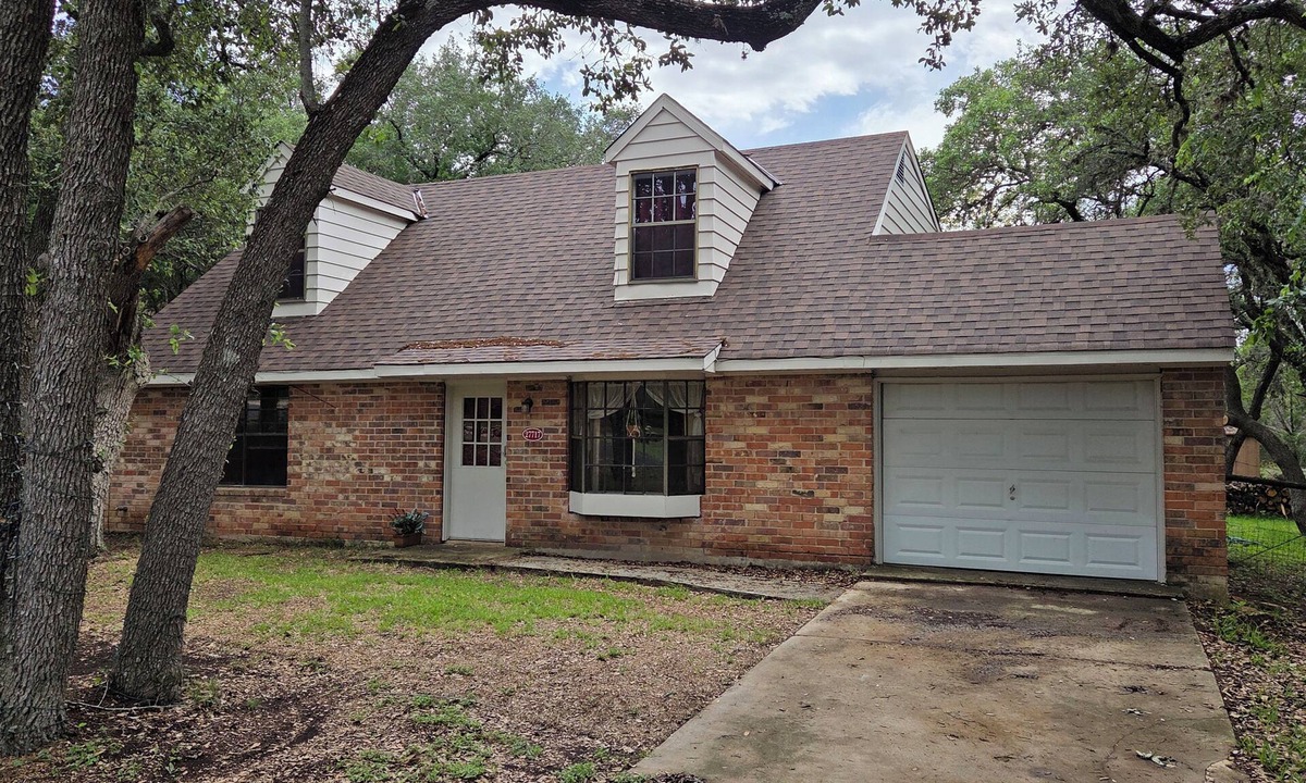 Timberwood Park House | Spacious 4-bedroom house in San Antonio close to many SA attractions