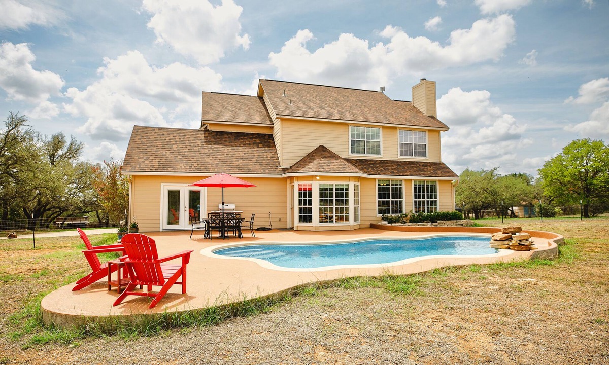 Johnson City House | Splash into Summer in the TX Hill Country Getaway-Private POOL!