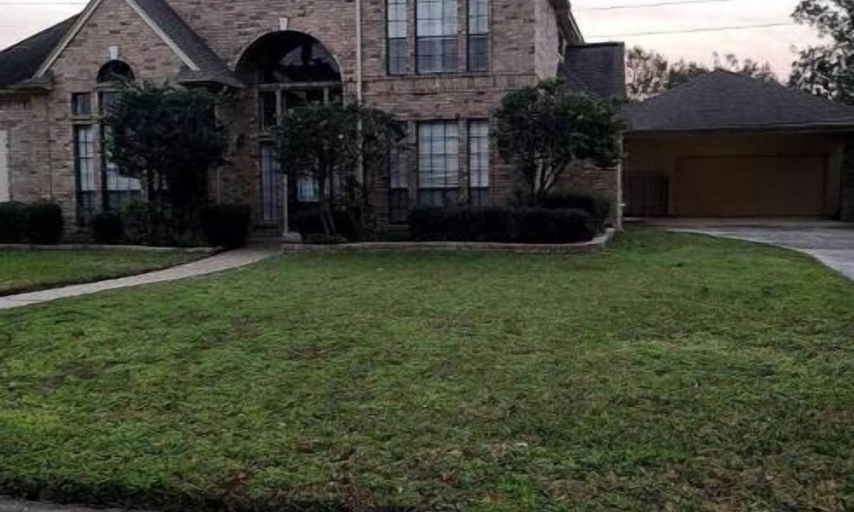 Klein House | Spring Haven Retreat Trails & Lake Access