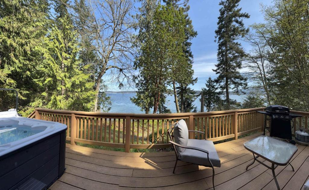Sequim House | Sq Bayside Cedars
