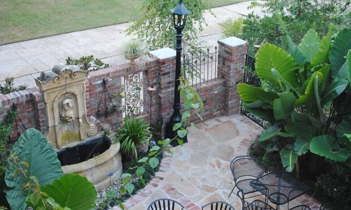 Fairfield Historic District Bed & Breakfast | Stay Fairfield - Fairfield Place and Fairfield Manor Bed & Breakfast