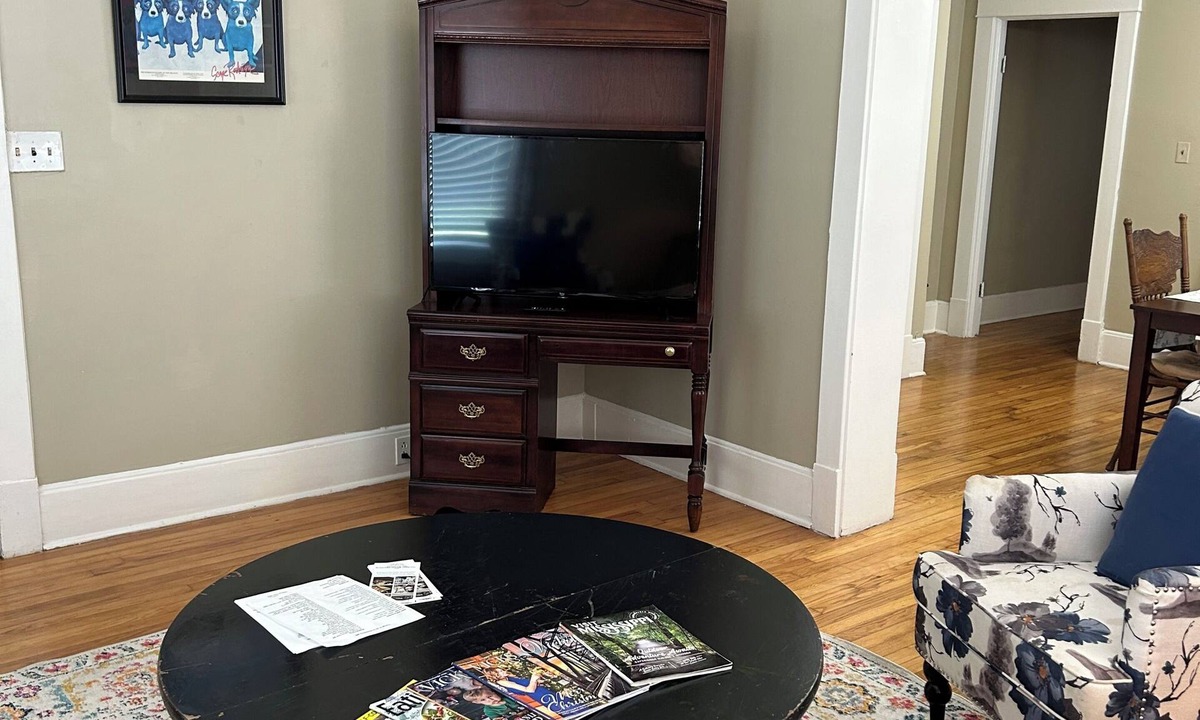 Vicksburg Apartment | Stylish 2 Bedroom Apartment