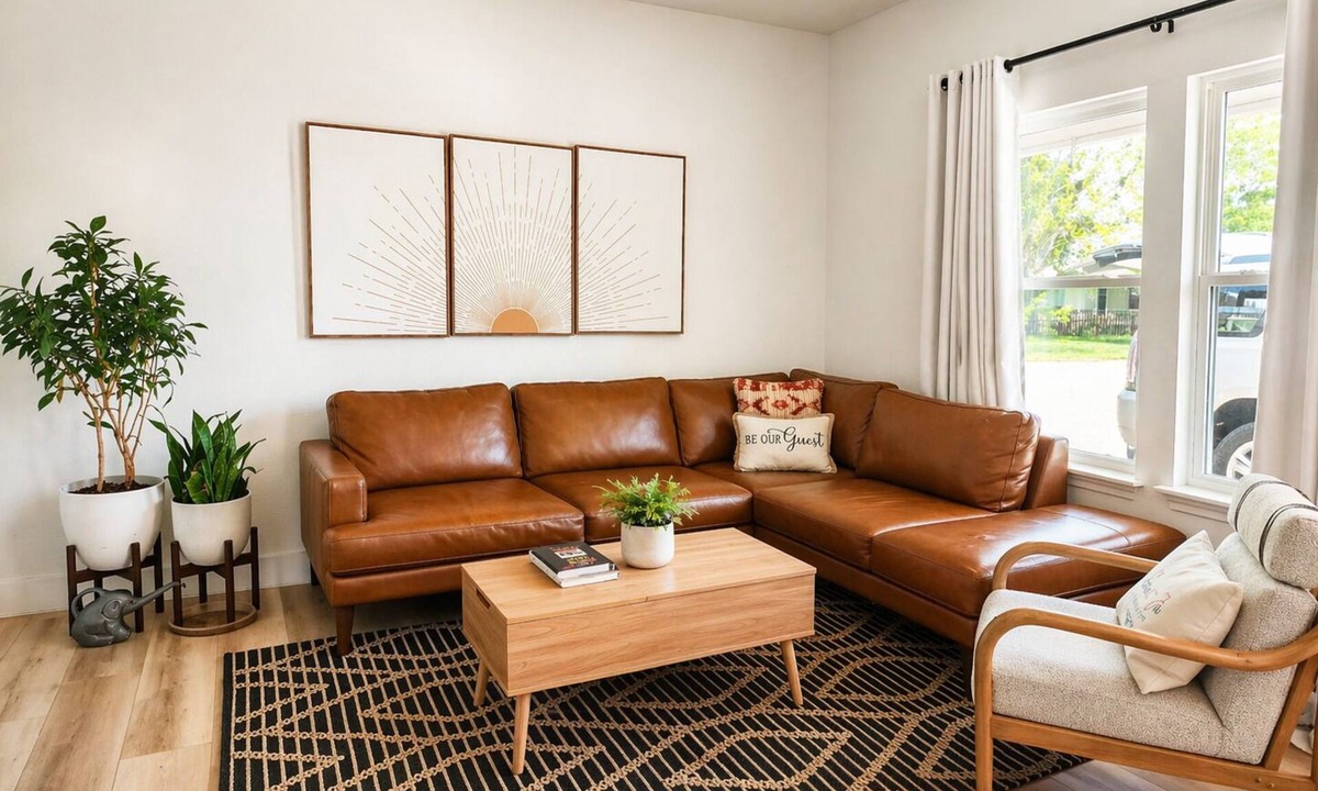 Saint Jo House | Stylish 3BR Southwest home for 6 near wineries, dining, and breweries. Features a chef’s kitchen, spacious living area, washer/dryer, and a private backyard with a unique guitar-shaped fire pit.