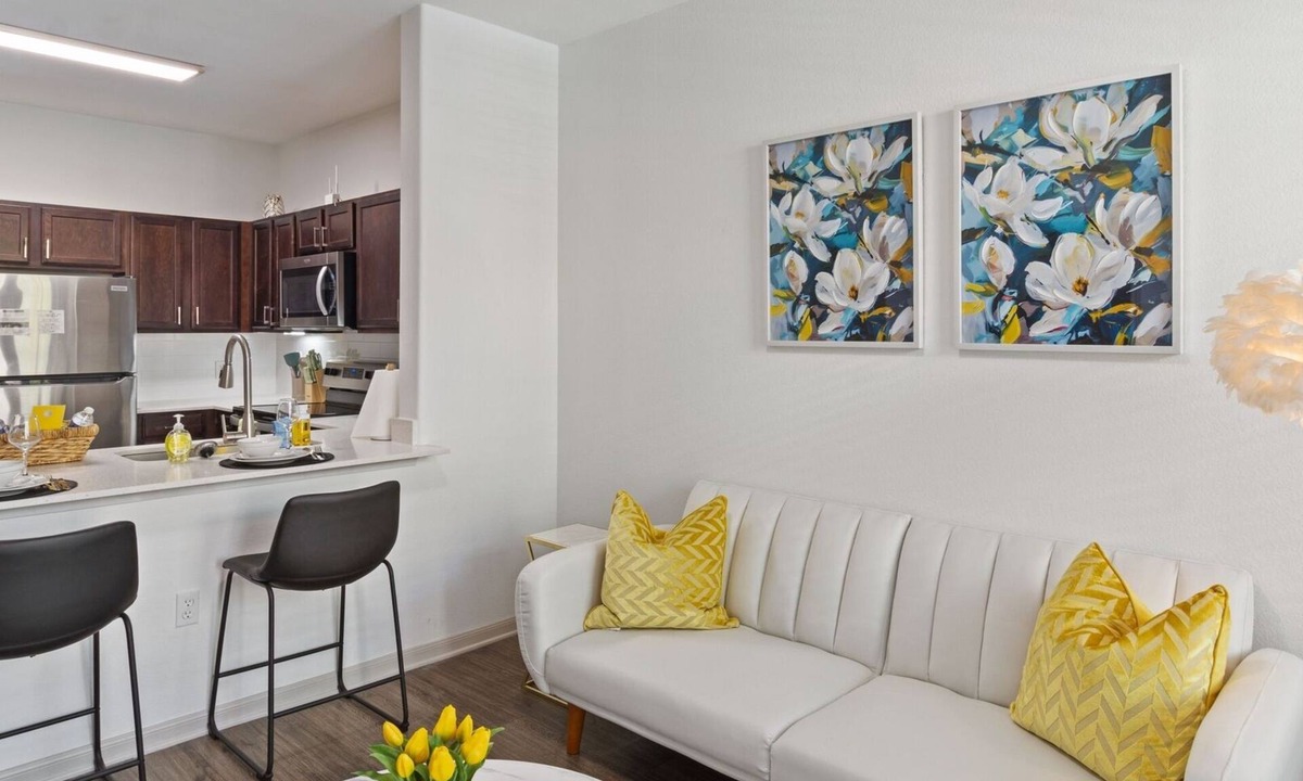 Frisco Apartment | ⭐️ Stylish Frisco Retreat 1BR. Fast WiFi + Free Parking, Near The Star & PGA